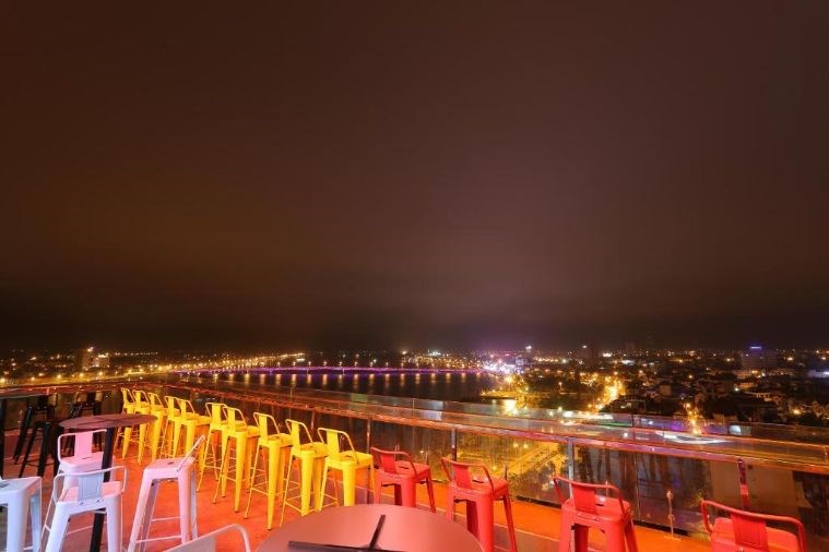 Khách sạn CKC Thiên Đường Quảng Bình